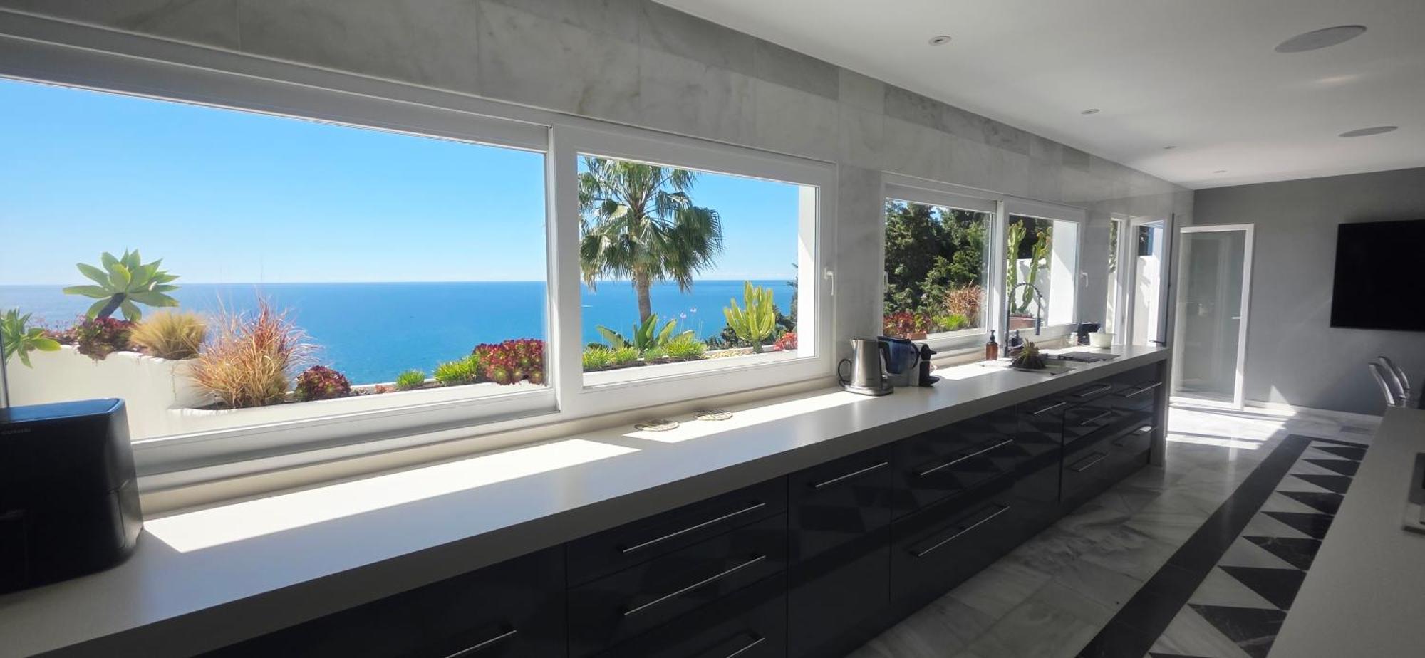 Villa R7- Luxury With Ocean Views *